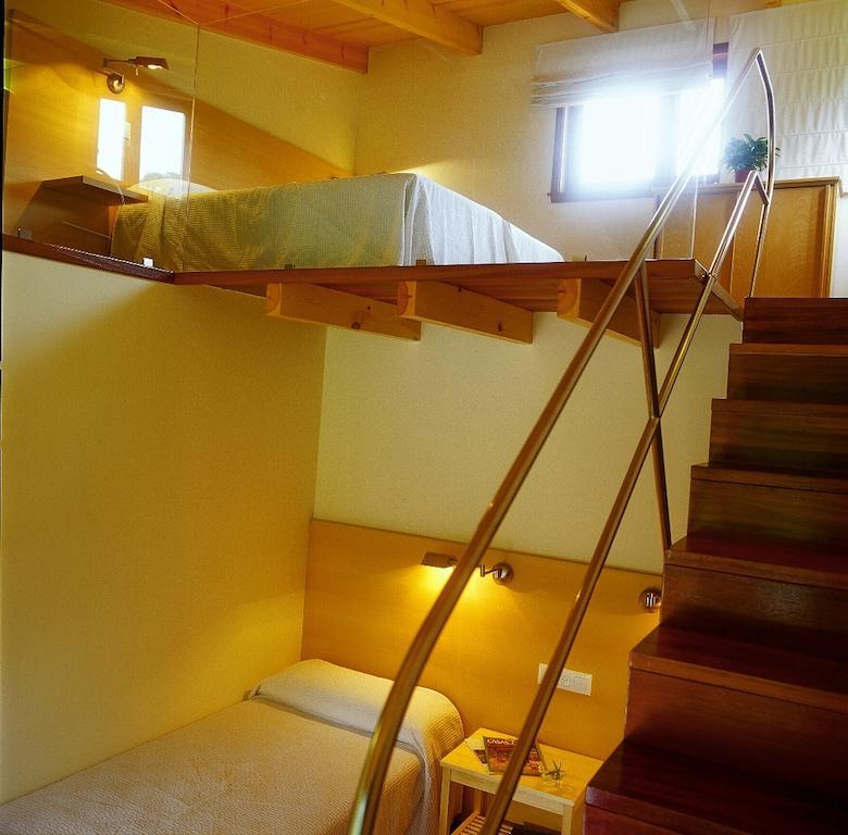 Bungalow Camping Los Manzanos Santa Cruz de Oleiros Szoba fotó